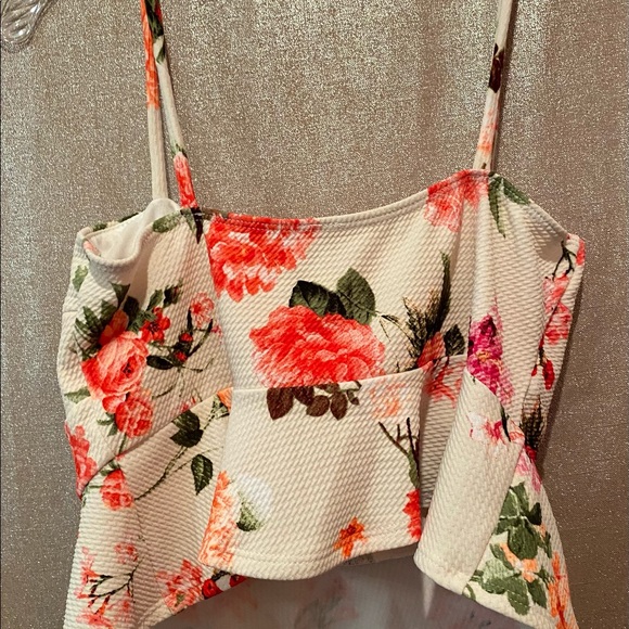 Sexy Flower Top Size L - Picture 3 of 10